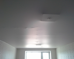 Установка (монтаж) вентиляционных решеток при надувании или всасывании натяжного потолка